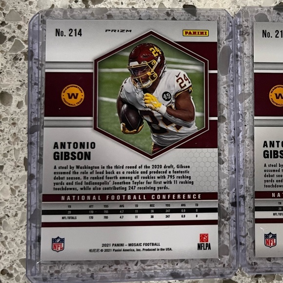 ANTONIO GIBSON MOSAIC PRIZM CARD LOT OF 2 PINK/GREEN NFL 2021 COMMANDERS - Picture 2 of 3